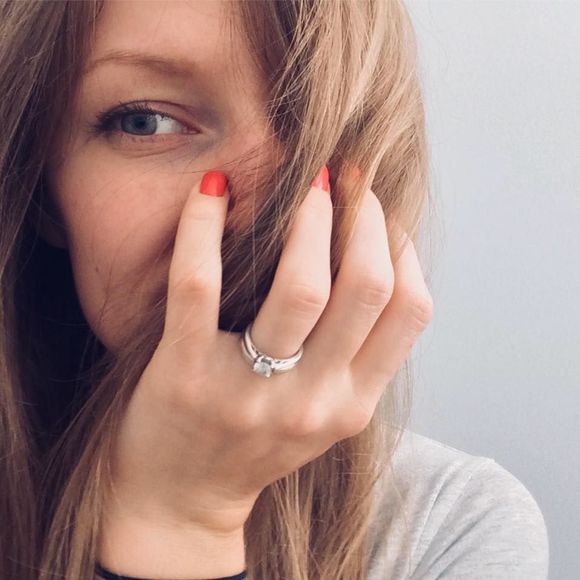 Meet your Posher, Lesya - Picture 1 of 1